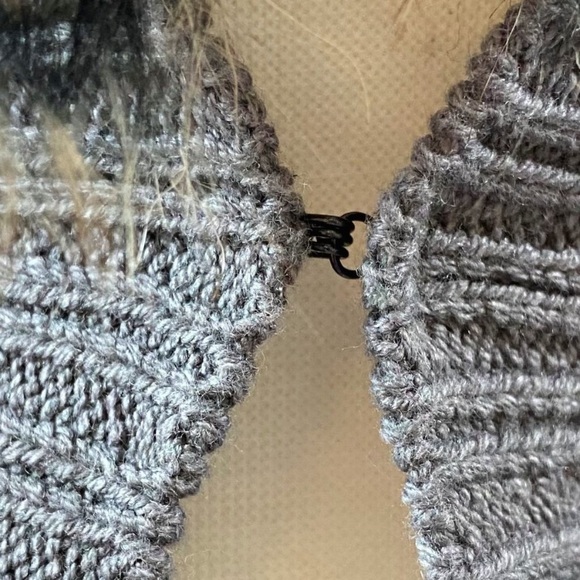 Anne Klein Cardigan - Picture 6 of 11